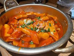 韩式炒年糕-富乐满韩国正宗炸鸡韩国料理(虹泉路店)