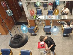 点击看大图 -T.1 hair salon烫染接发
