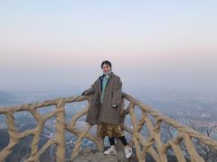 -鬼笑石后山停车场