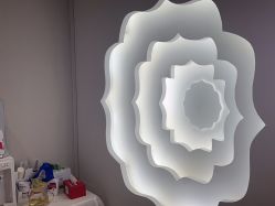 -咪咪专业脱毛连锁机构