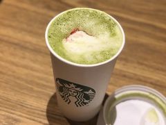燕麦抹茶拿铁饮品-星巴克(远洋店)
