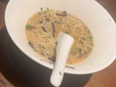 -一豚轩·烧鸟·豚骨拉面(五四路店)