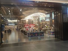 -新华书店(市民中心店)