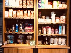 零售区-星巴克(恒基688广场店)