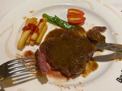 澳洲原切眼肉牛排-爱丽丝牛排西餐厅(光谷步行街店)