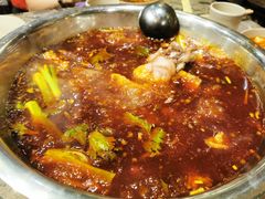 -肖肖酸萝卜鱼火锅(总店)