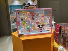 -泡泡玛特POPMART(世豪广场店)