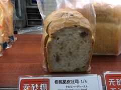 核桃脆皮吐司-都恩客(高岛屋百货店)