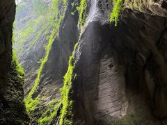-龙水峡地缝景区