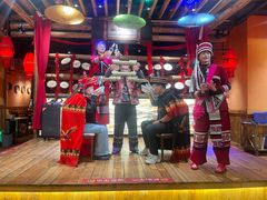 -老滇山寨•云南特色菜•地方菜•民族风情歌舞表演(金碧店)