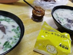 -津津老鸭粉丝馆(正东路店)