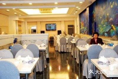 品海楼·大连海胆锅贴馆(东港店)大堂图片