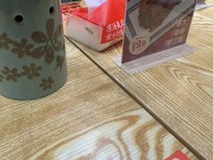 -魔都三兄弟酸辣粉·蘸卤炸串(虹桥万科店)