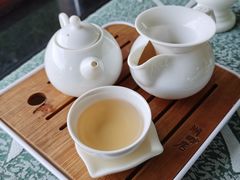 -湖畔居茶楼(湖滨店)