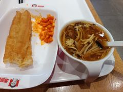 -南城香·饭香串香馄饨香(青年路店)