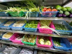 自助取餐区-海口滨海新村143号海南老字号炒菜店