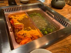 -老牌坊云南鱼豆花火锅(爱建店)
