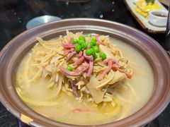 -吴越荣记苏州菜·松鼠桂鱼100%活鱼现做(斜塘老街店)