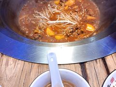 -山河屯铁锅炖(哈西站店)