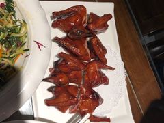 脆皮乳鸽-燕郊烧鸽子(广安路店)
