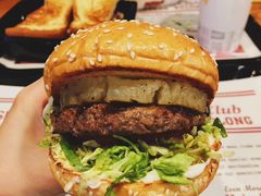 -The Habit Burger Grill 哈比特汉堡(复兴soho店)