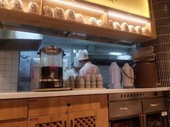 -馋三尺蟹粉小笼(人民广场店)