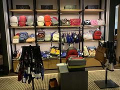 -COACH蔻驰(恒隆广场店)