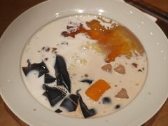 -RUXU入续糖水铺与包(卓悦中心店)