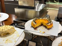 -广州万富希尔顿酒店·感趣自助餐厅·金秋蟹宴生蚝海鲜刺身