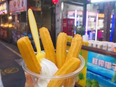 -泰龙城小吃街