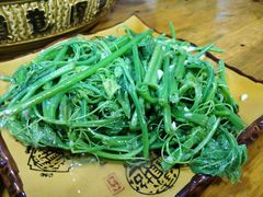 -燕兵眉州肥肠鱼饭店