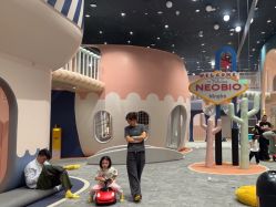 -奈尔宝家庭中心·亲子餐厅(鄞州万达店)