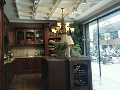 -佰丽爱家全屋定制(汶水店)