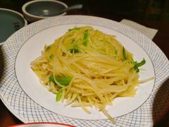 -钟掌勺忘不了地道湘菜(新天地假日广场店)