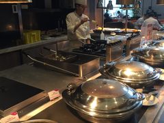 -飨食汇全日制餐厅·昆山皇冠假日酒店(九方店)