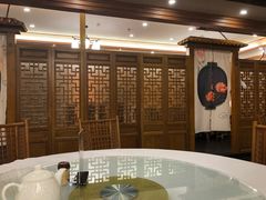 -围龙屋客家食府(福田店)