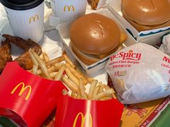 -麦当劳(吉林站13检票口对面)