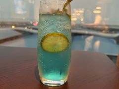 -深圳国际会展中心希尔顿酒店(前海华发冰雪世界店)