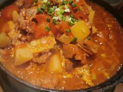 -九锅一堂酸菜鱼(新南凯德直营店)