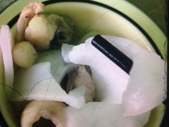 -墨脱石锅椰子鸡•香草鸭•东山羊(大东海店)