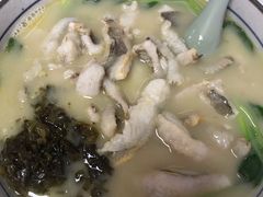 -明呈黄鱼面馆(斜土路店)