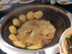 -袁小二大东北铁锅炖(吉祥村总部)