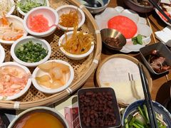 -包整·丝娃娃(甲秀楼景观店)