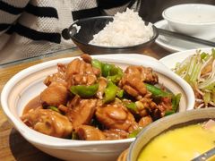 -泉畔人家·老济南经典鲁菜(大明湖店)