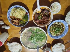 -杨三孃跷脚牛肉(美洲花园店)