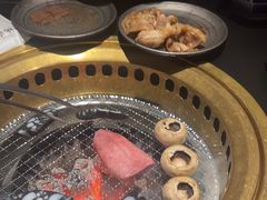 -山川小町·极番烧肉(新地假日广场店)