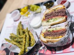 -The Habit Burger Grill 哈比特汉堡(爱琴海店)