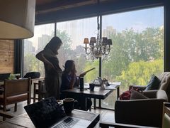 靠窗位-D STAR COFFEE帝星咖啡