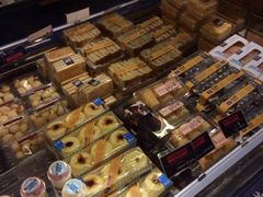 -乐兹薇尔高端烘焙店(海宁西田城店)