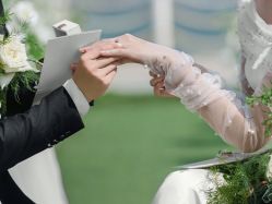 -花田映像婚纱摄影(龙岗店)